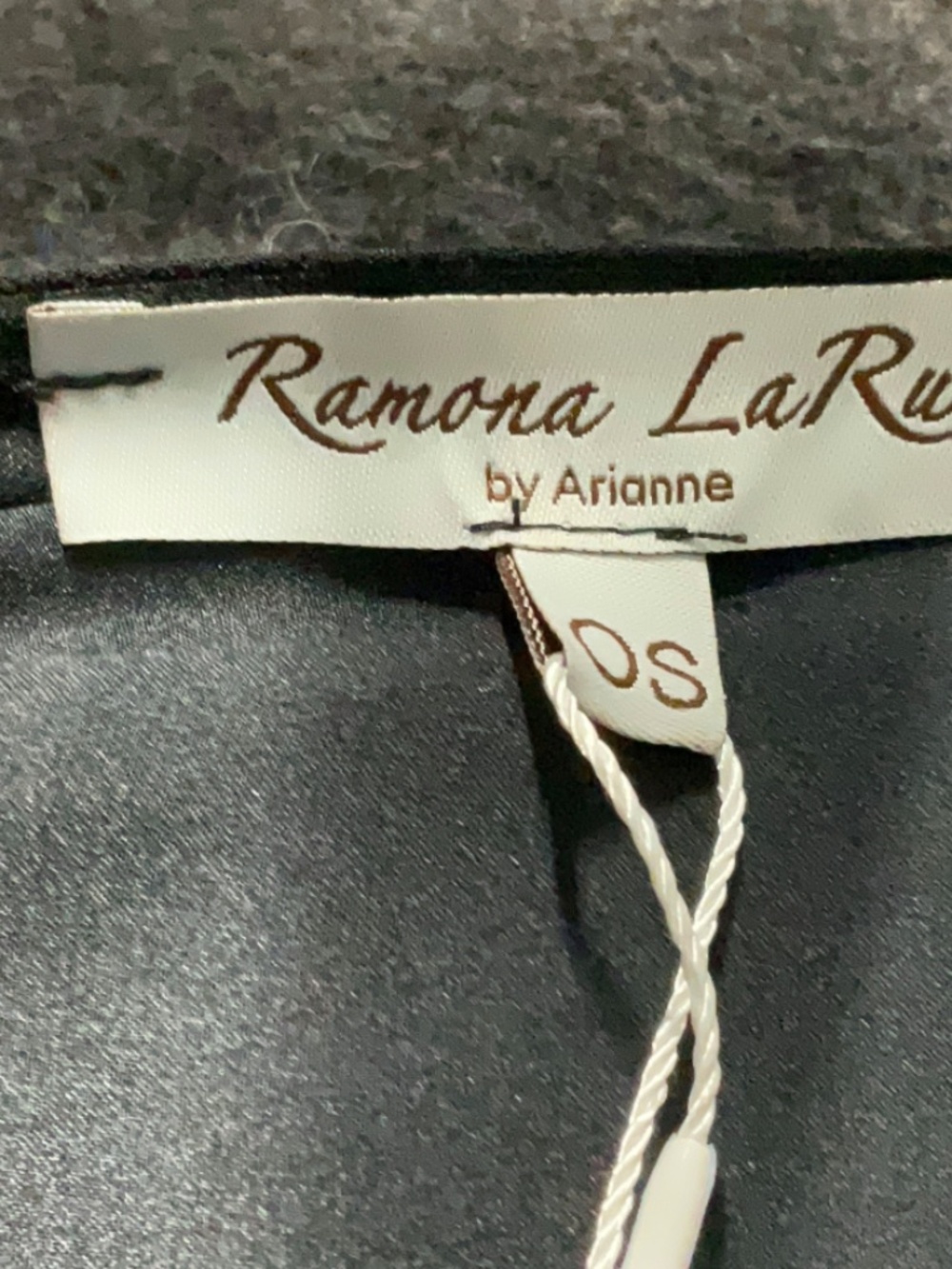 Ramona Larue RiRi Kaftan Black NWT OS - Picture 6 of 7